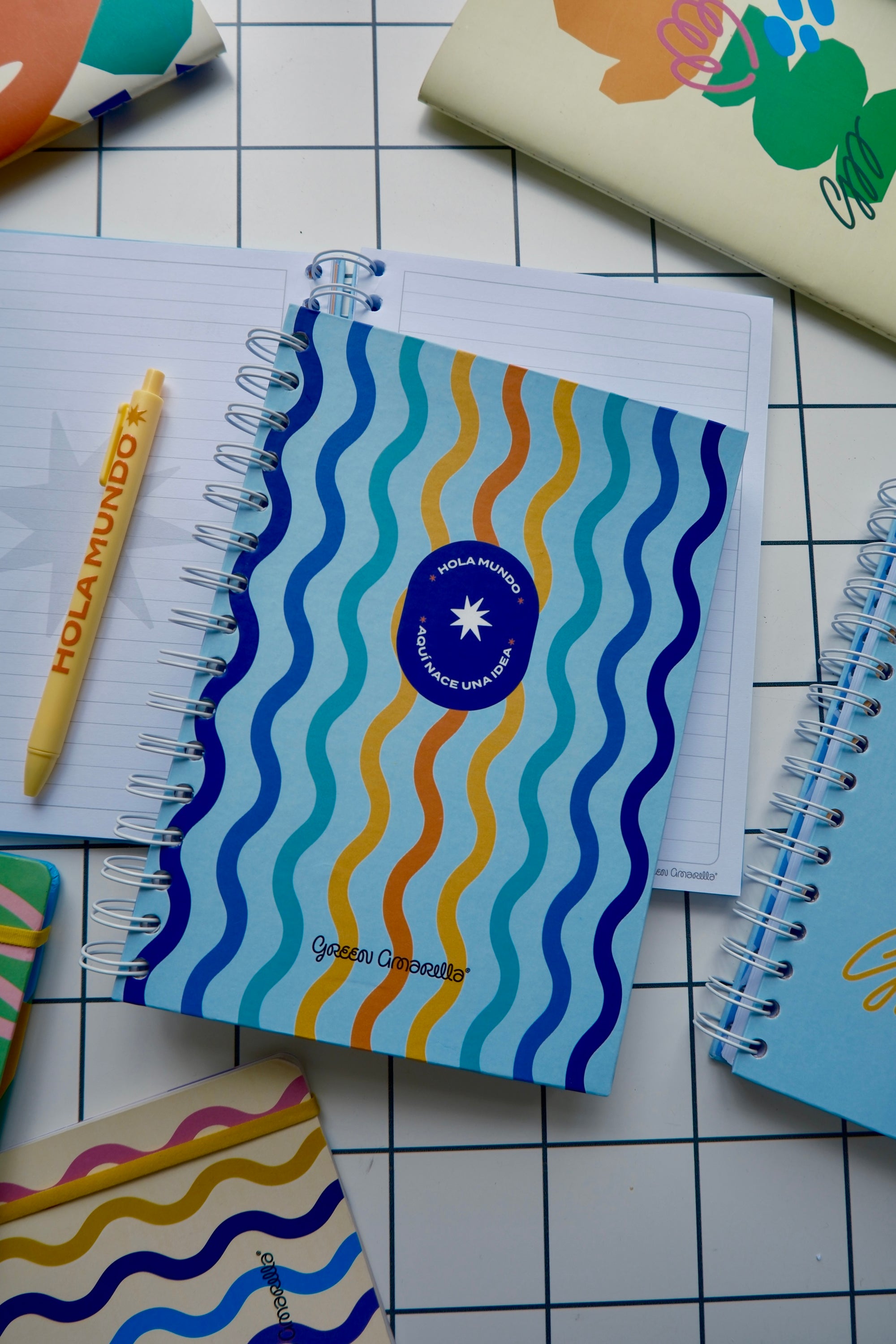 Cuaderno Argollado Rtimo ✶ Mediano A5