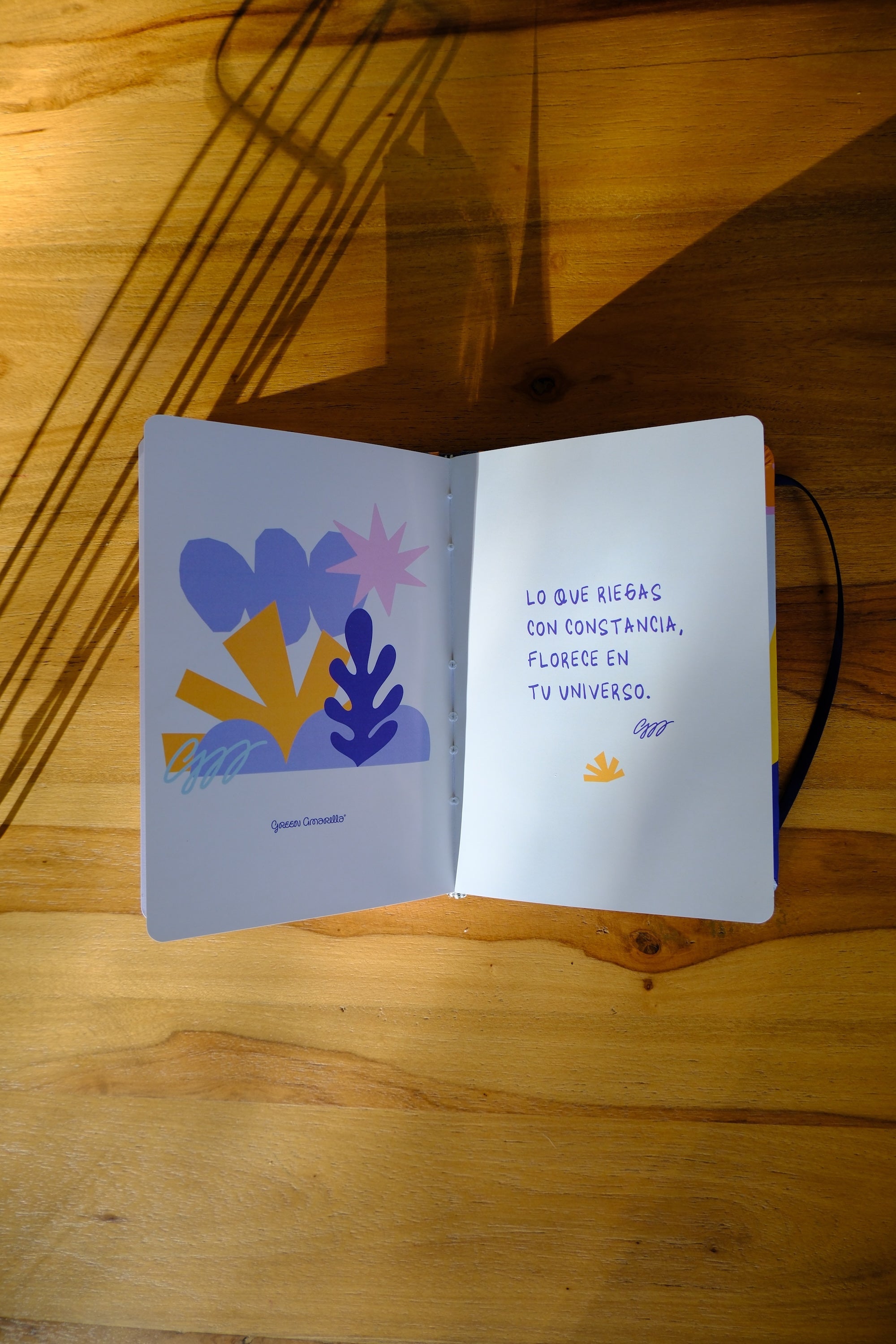 Libreta Tapa Dura - Jardín Magia ✶ Mediana A5